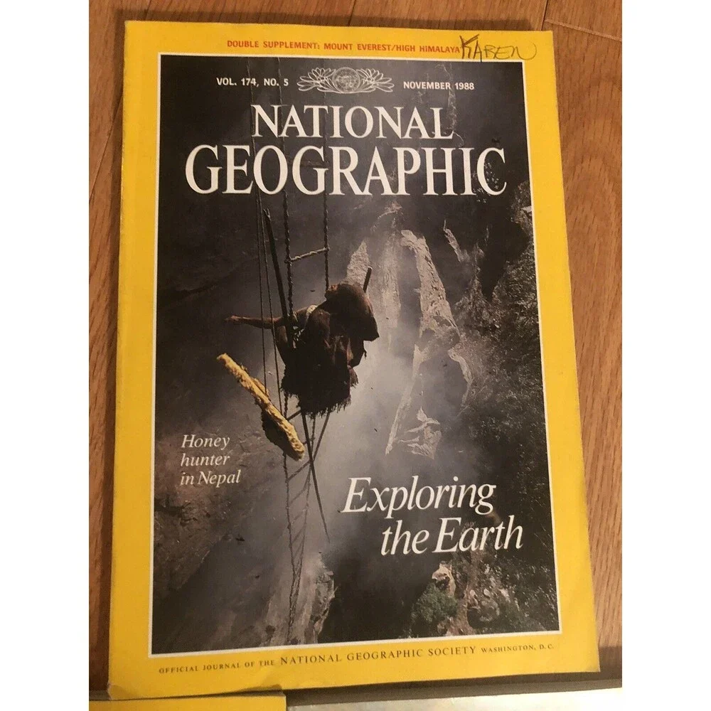 Vintage‎ 1988 National Geographic Magazine Lot of 3 Issues Oct-Nov-Dec Rare